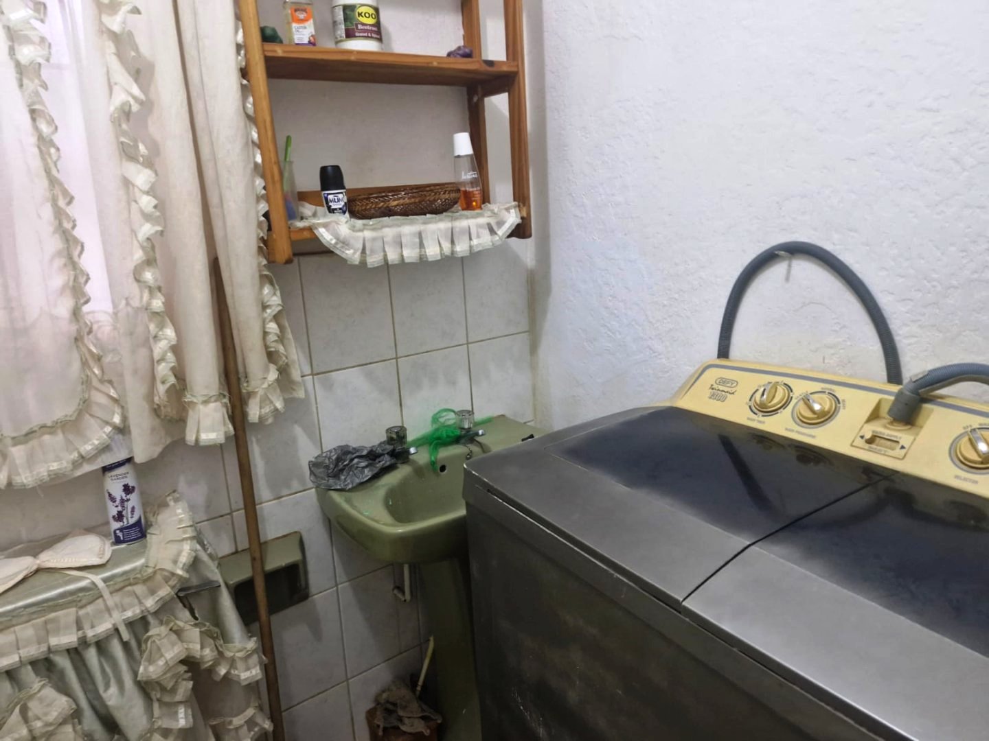 Large erf three bedroom for sale in Chantelle