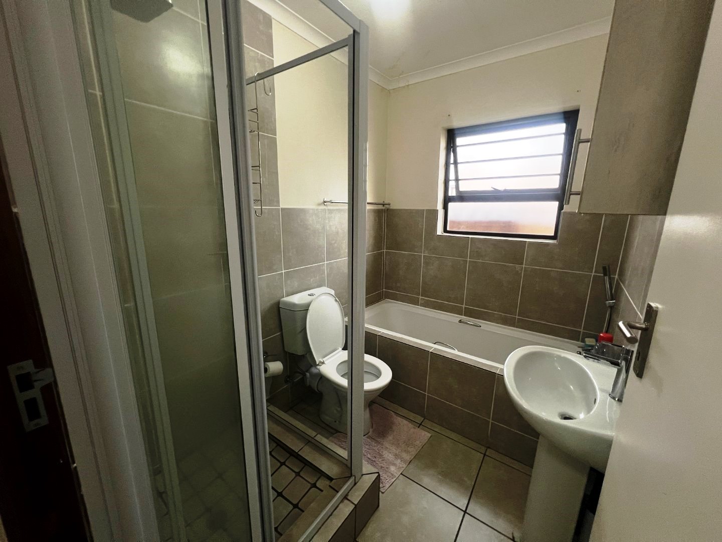 Three bedroom townhouse for sale in Chantelle