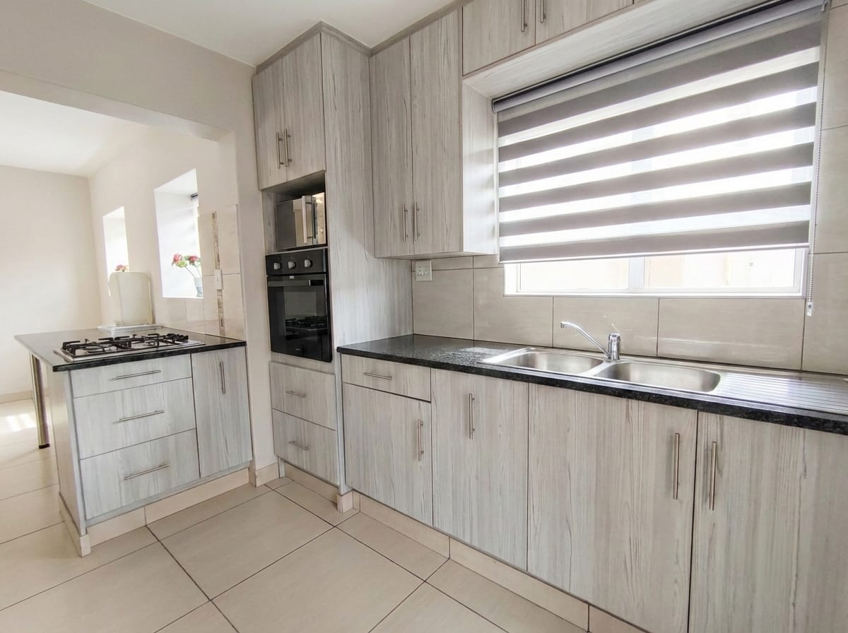 Wow three bedroom for sale in Magalieskruin