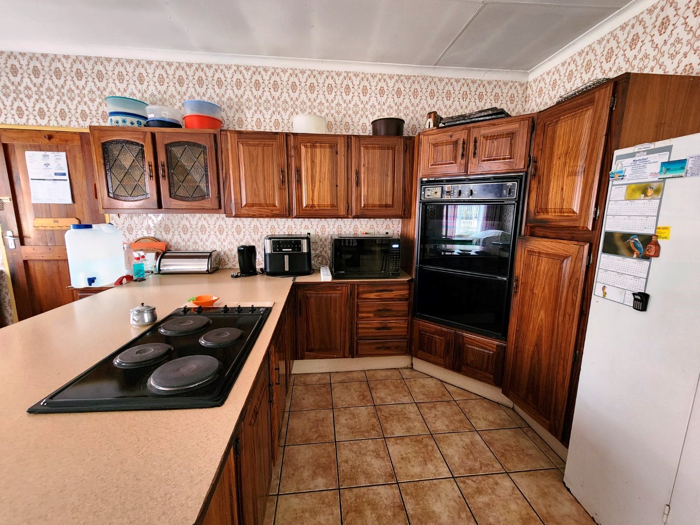 Large three bedroom house for sale in Dorandia