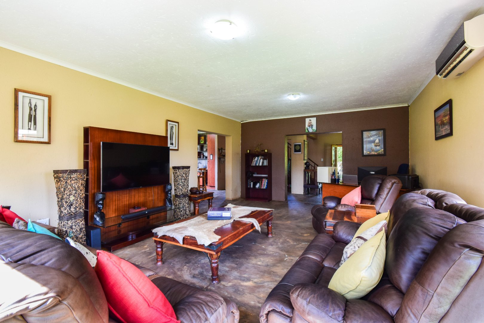 Four bedroom house for sale in Roodeplaat