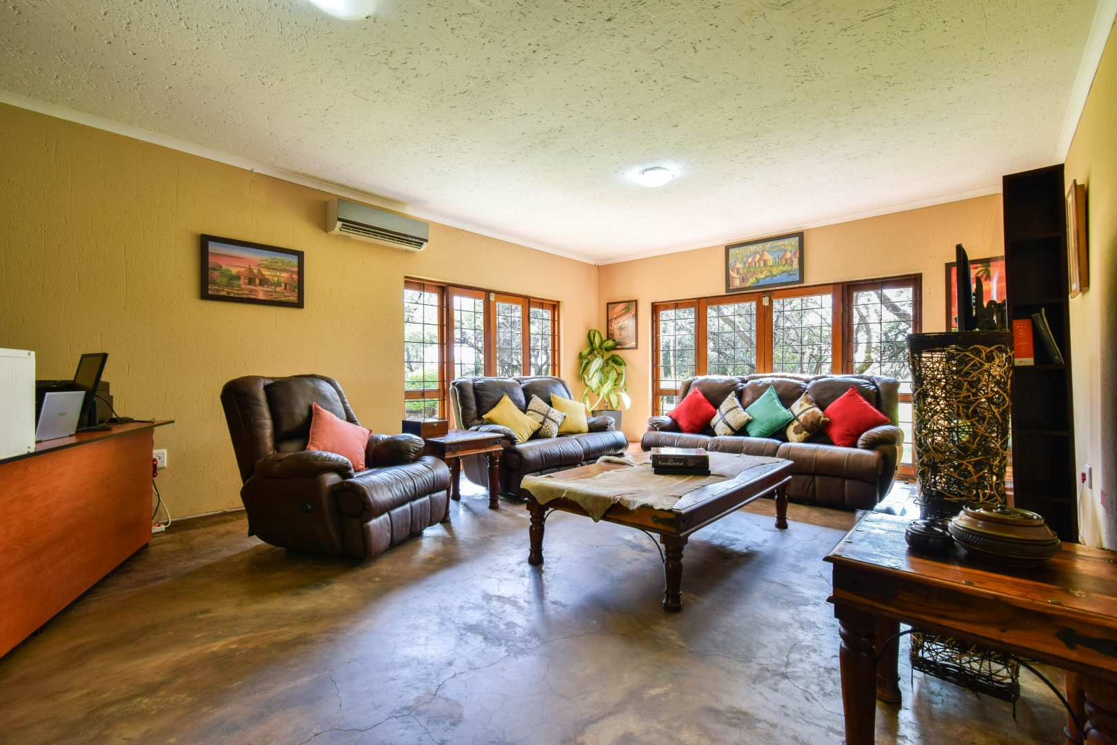 Four bedroom house for sale in Roodeplaat