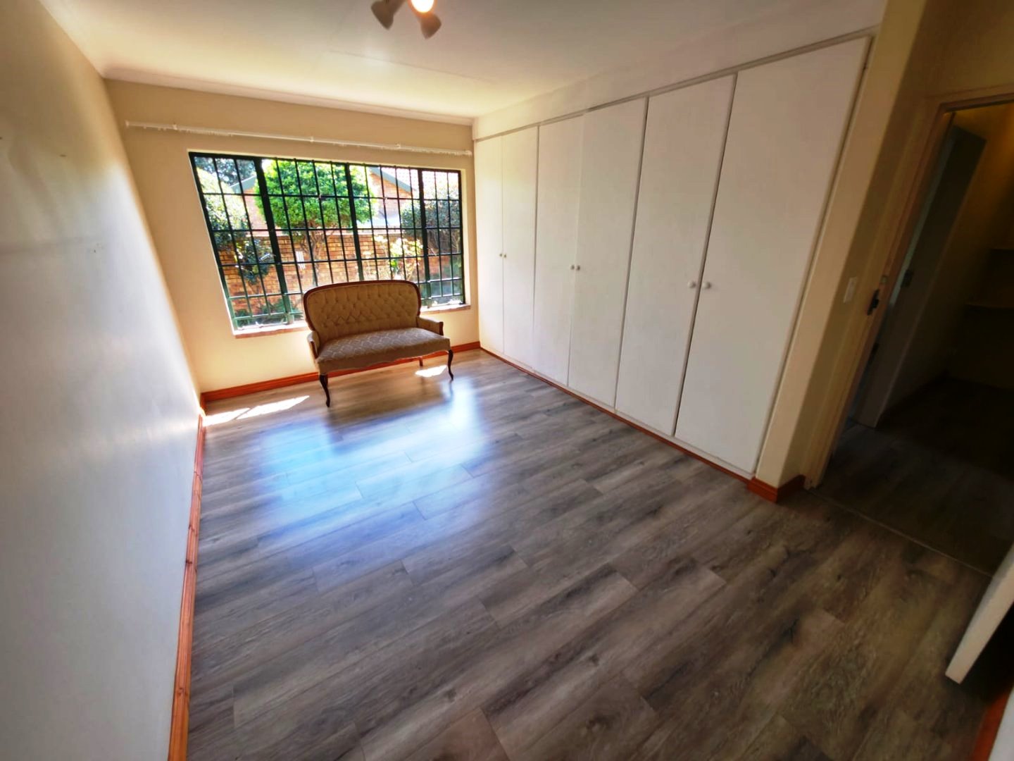 Beautiful three bedroom for sale in Magalieskruin