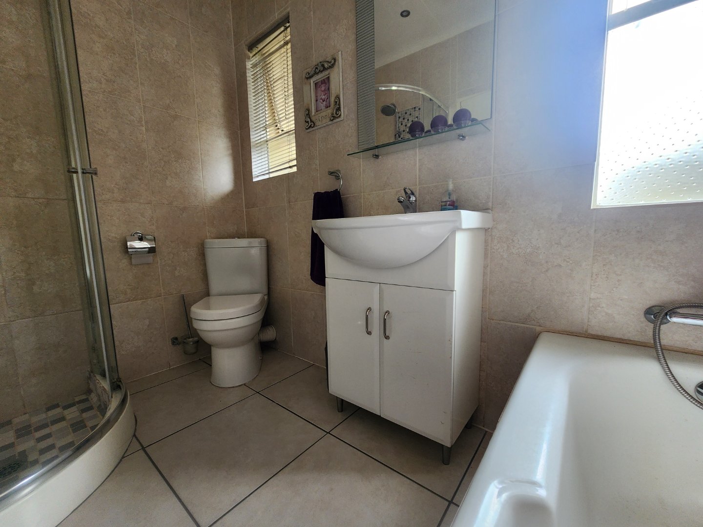 Three bedroom house for sale in Magalieskruin