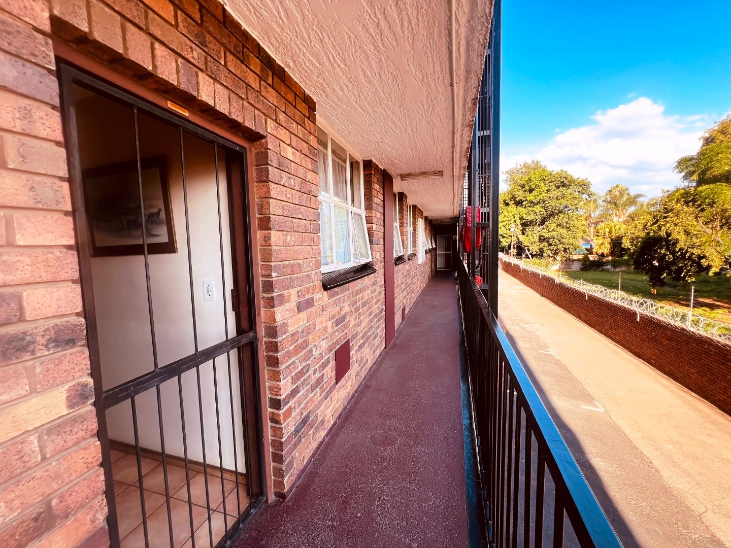 Spacious three bedroom for sale in W South