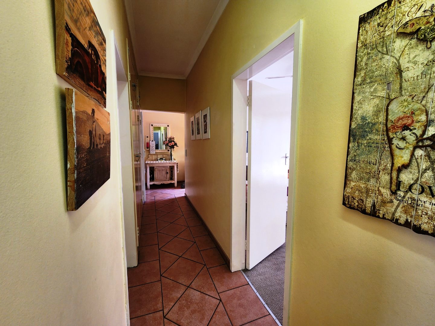Spacious four bedroom for sale in Dorandia
