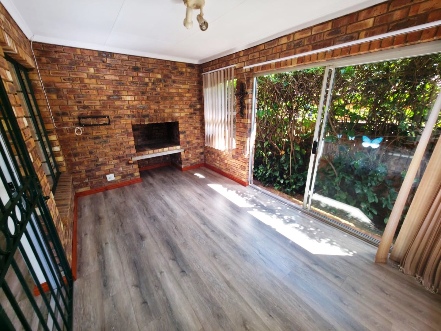 Beautiful three bedroom for sale in Magalieskruin