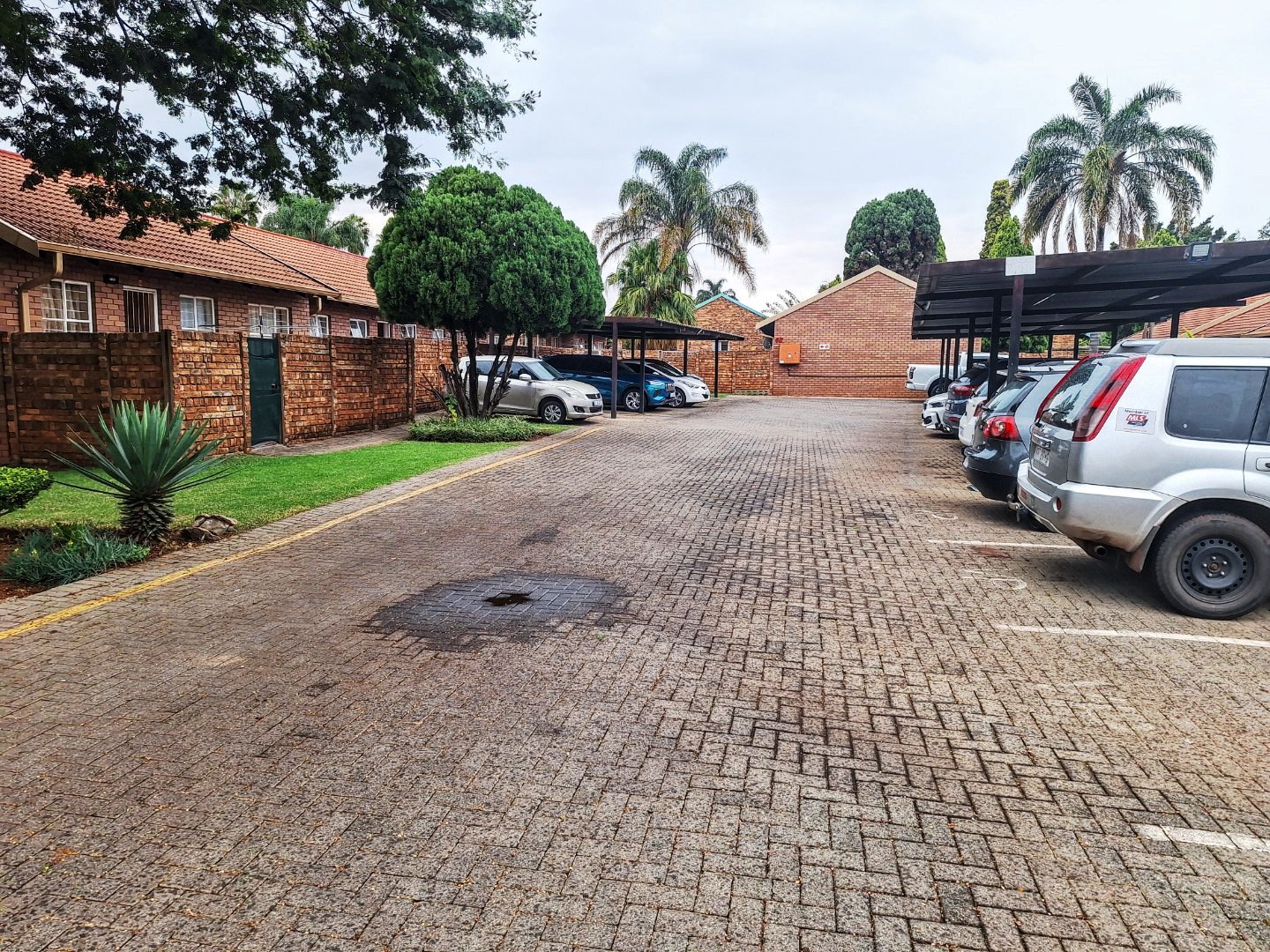 Two bedroom for sale in the Orchards