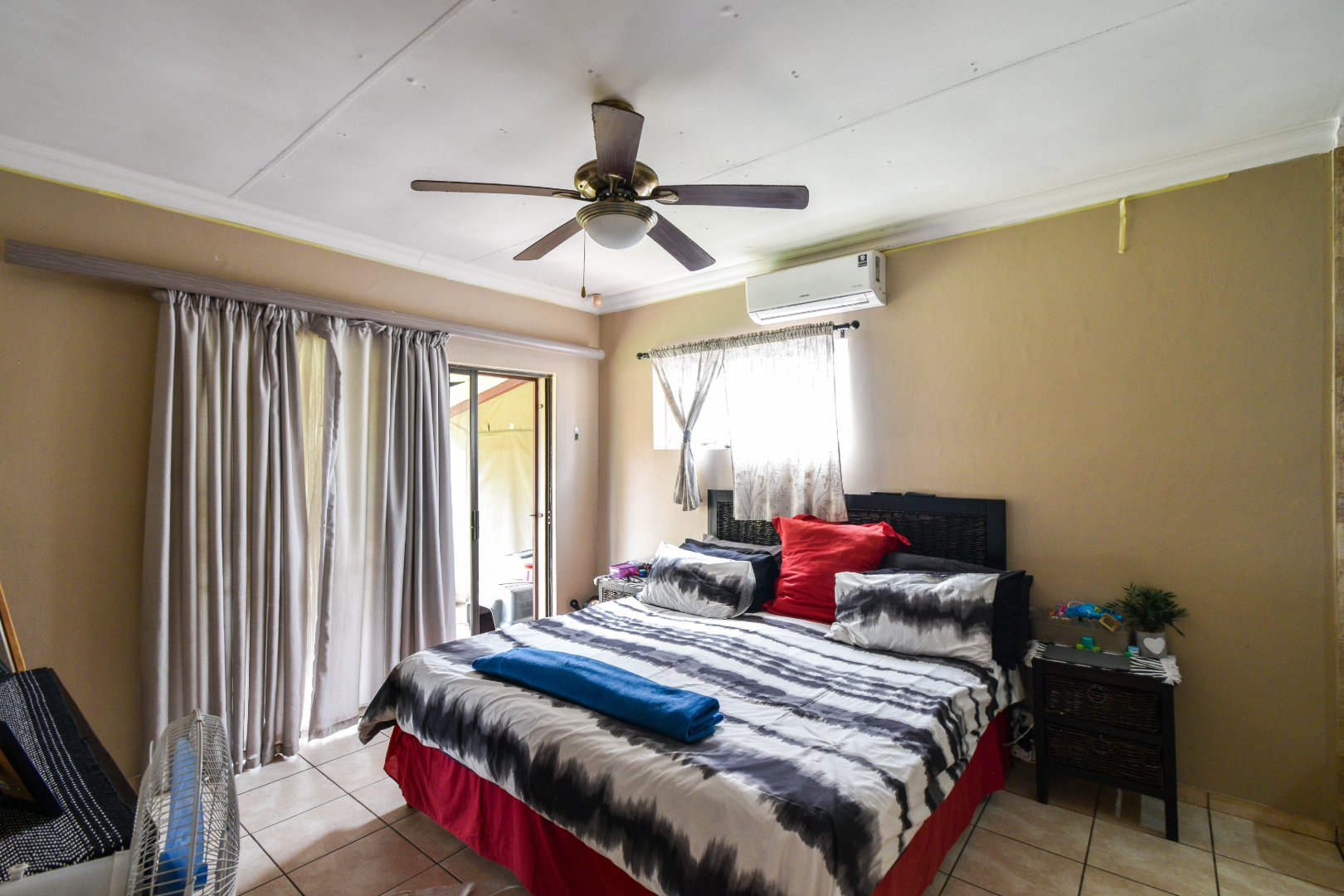 Cozy four bedroom house for sale in Doornpoort