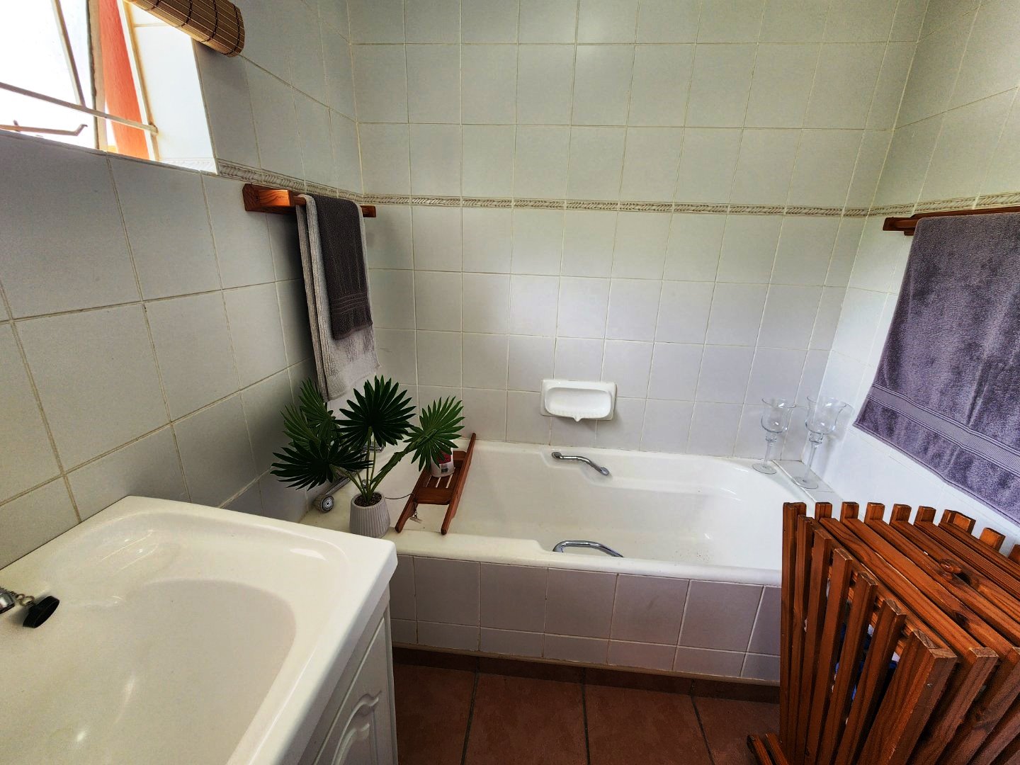 Spacious four bedroom for sale in Dorandia