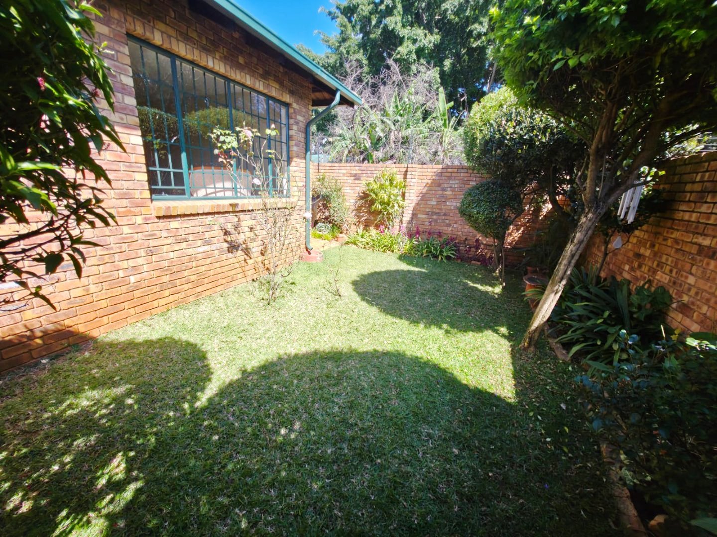 Beautiful three bedroom for sale in Magalieskruin