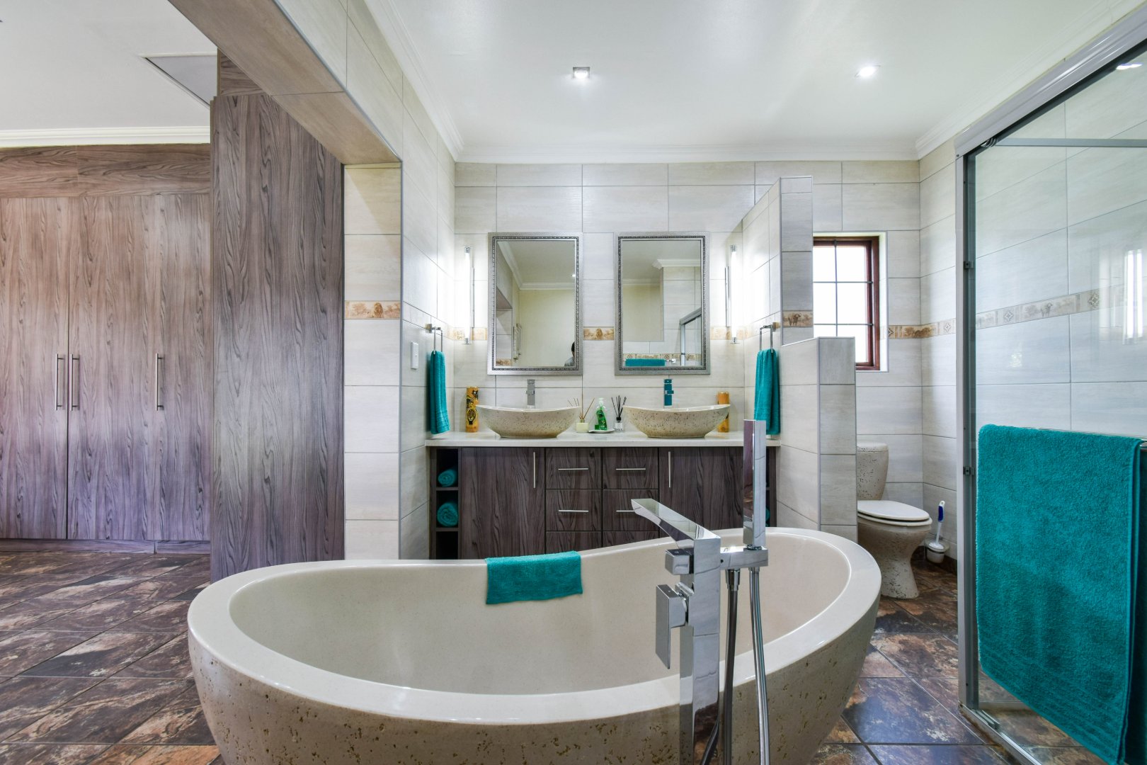 Four bedroom house for sale in Roodeplaat