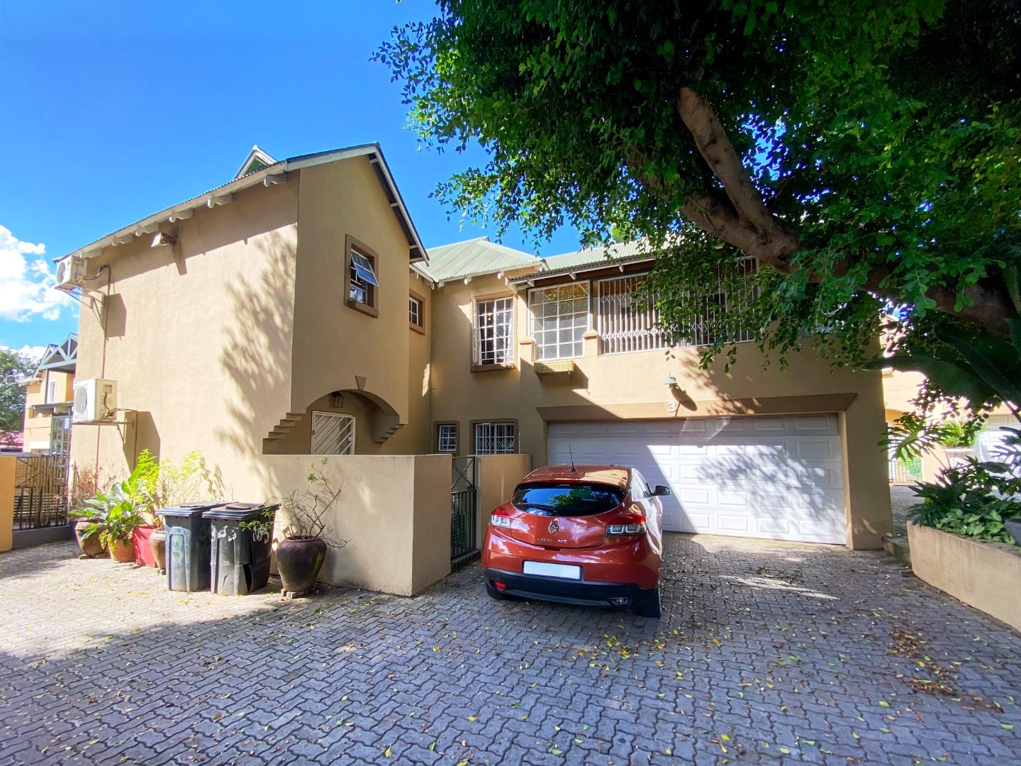 Modern four bedroom for sale in Capital Park