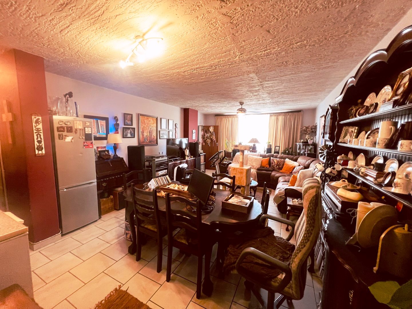 Spacious three bedroom for sale in W South