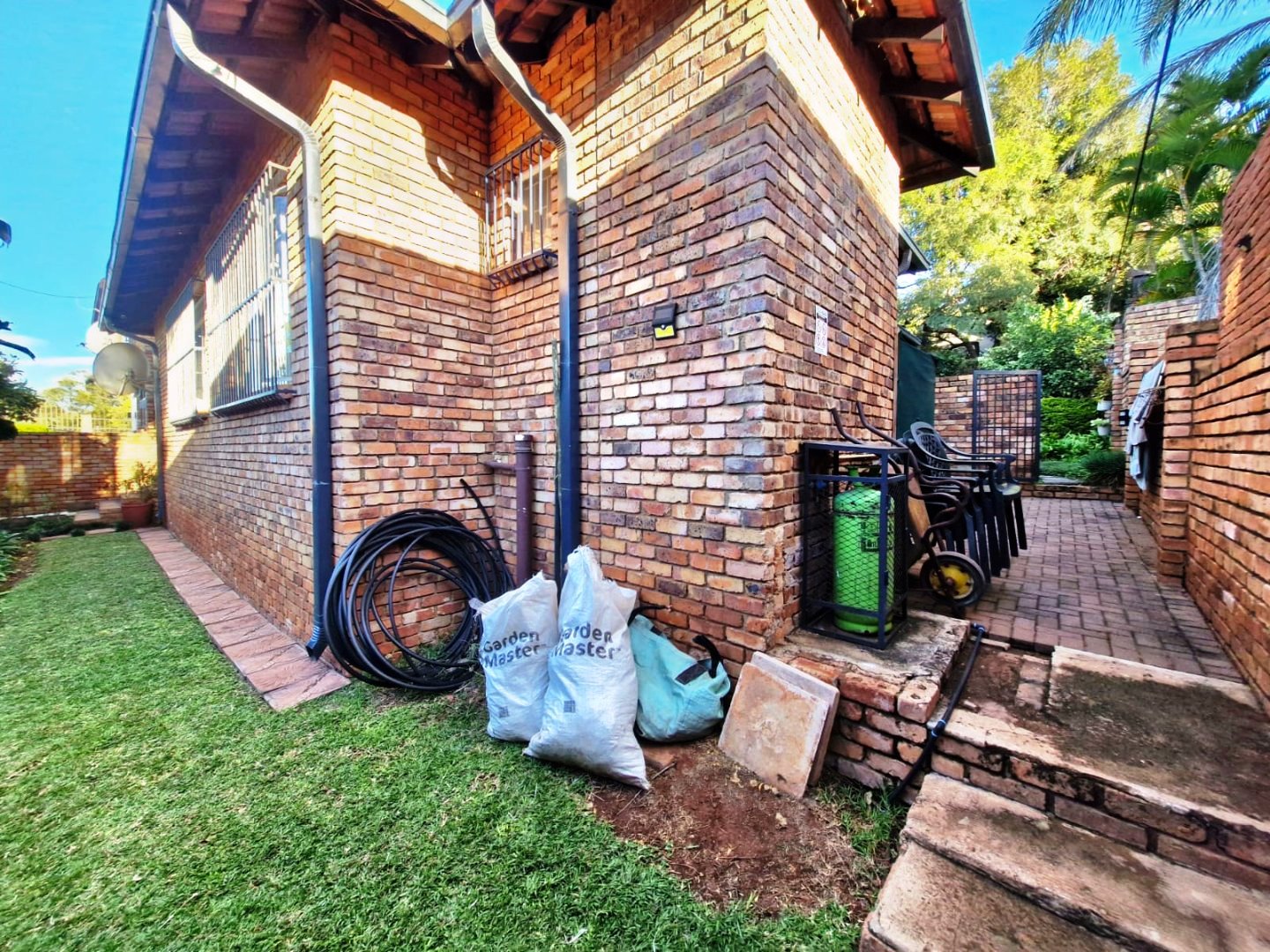 Lovely two bed duet for sale in Montana Park