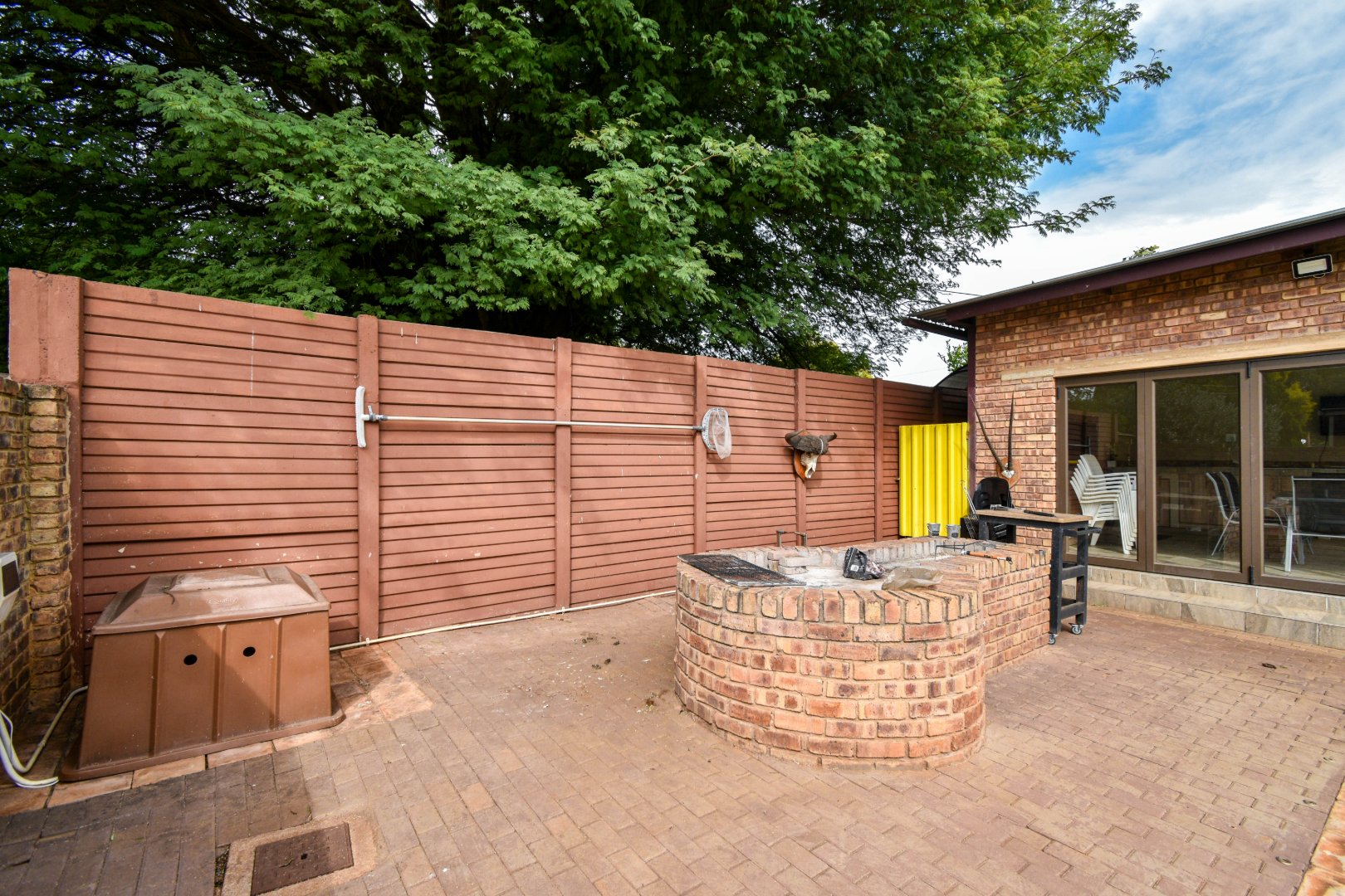 Cozy four bedroom house for sale in Doornpoort