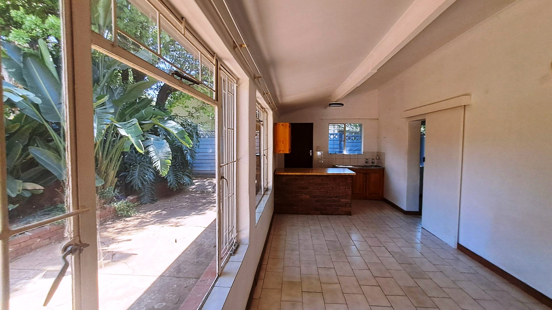 Large four bedroom for sale in Meyerspark