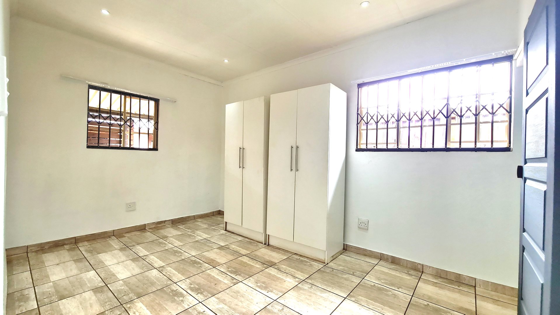 Three bedroom house with two flatlets for sale