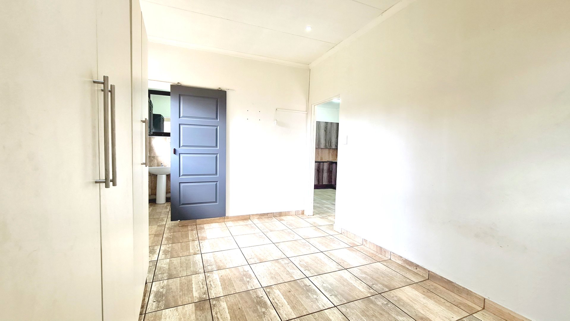 Three bedroom house with two flatlets for sale