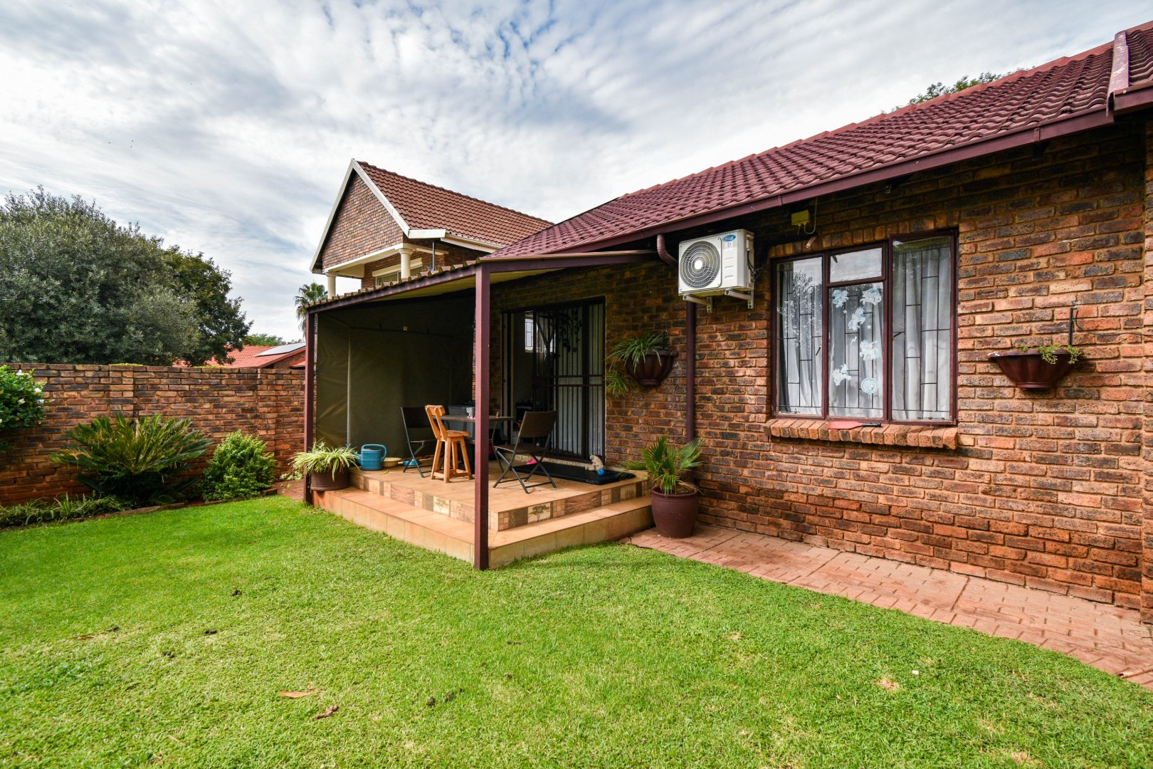 Cozy four bedroom house for sale in Doornpoort