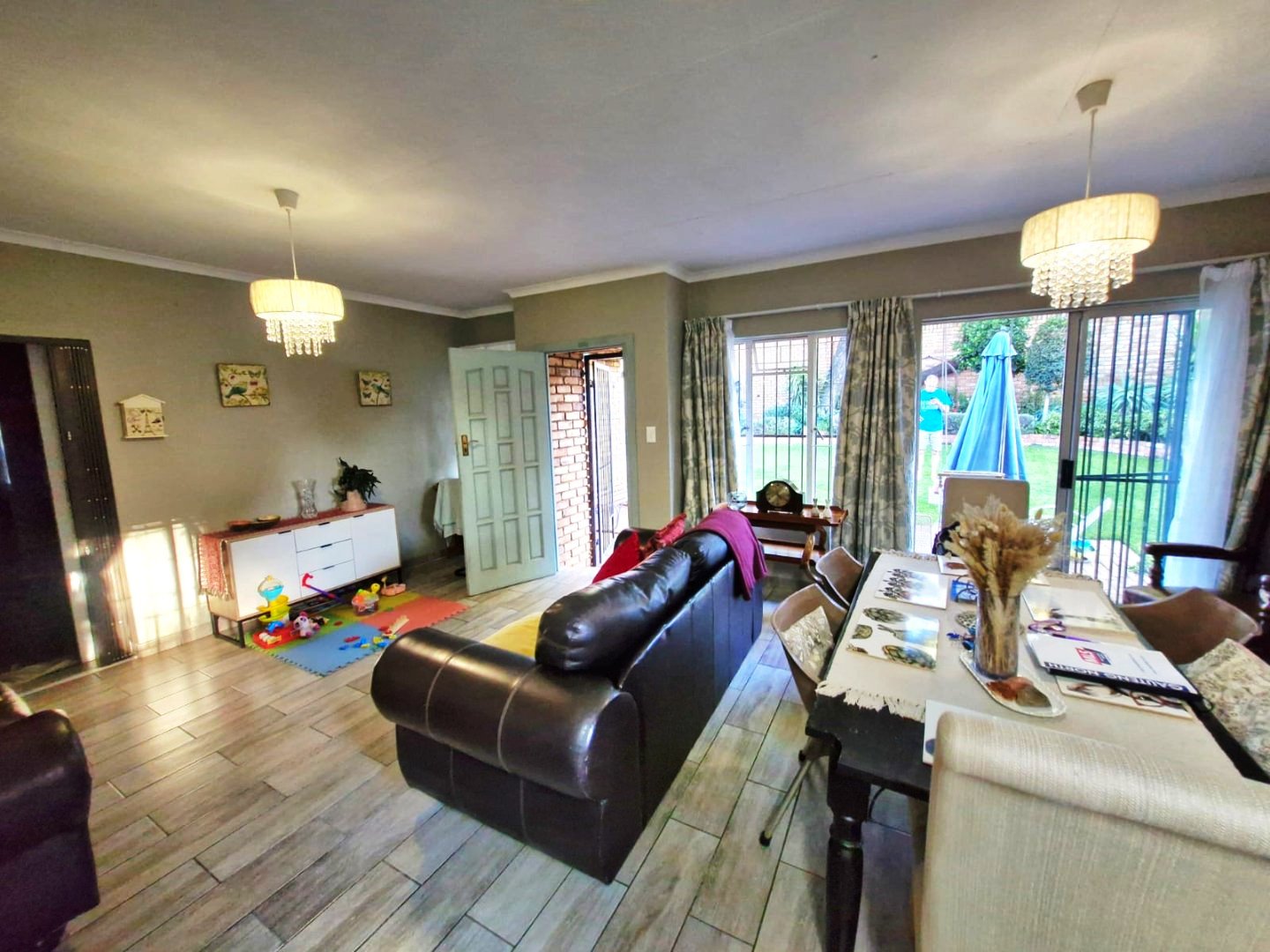 Lovely two bed duet for sale in Montana Park