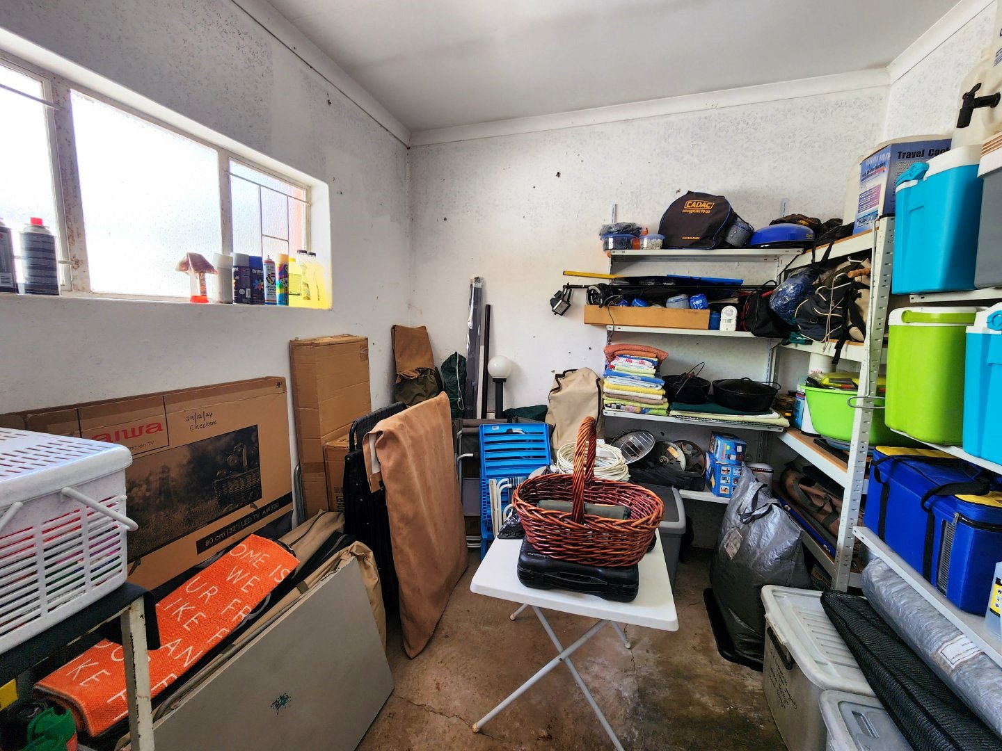 Spacious four bedroom for sale in Dorandia