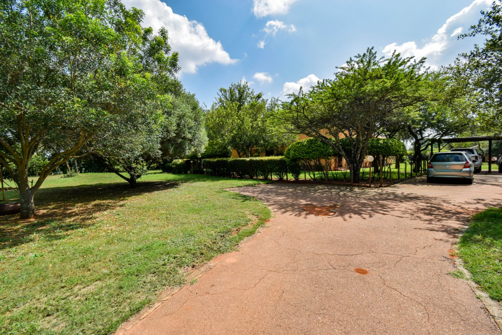 Four bedroom house for sale in Roodeplaat