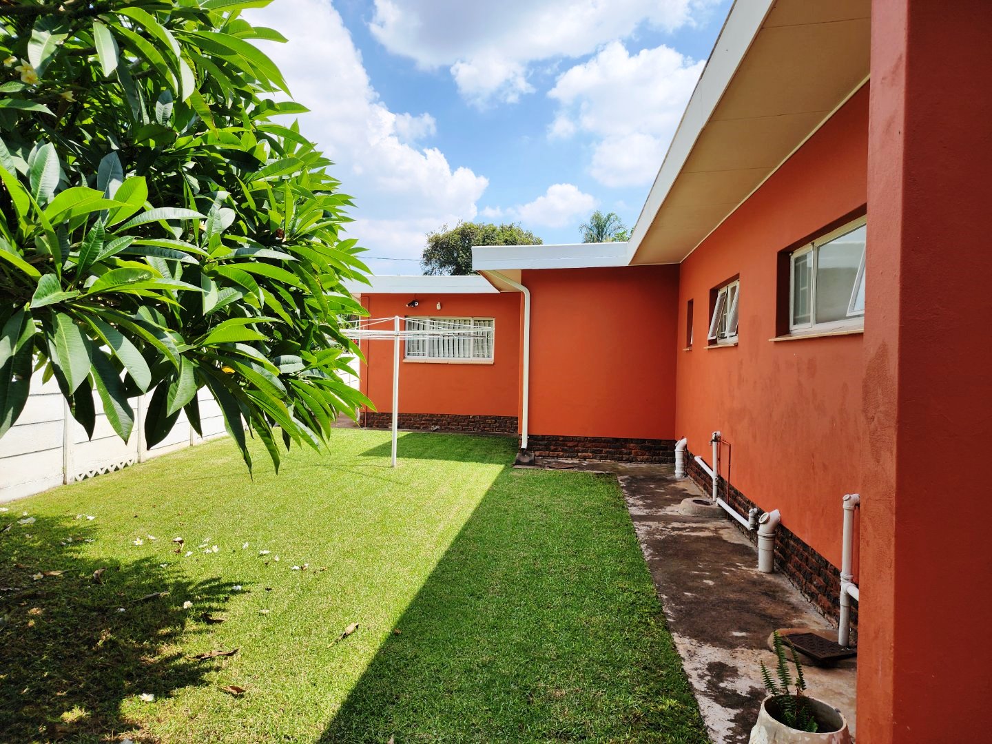 Spacious four bedroom for sale in Dorandia