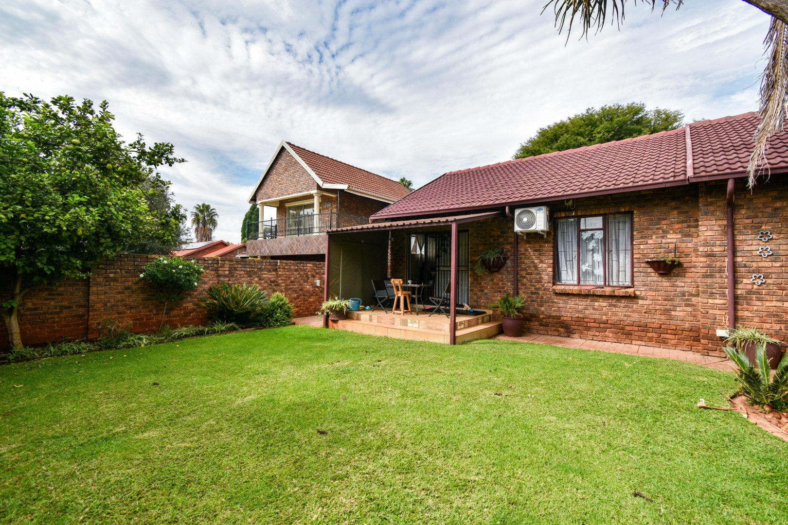 Cozy four bedroom house for sale in Doornpoort