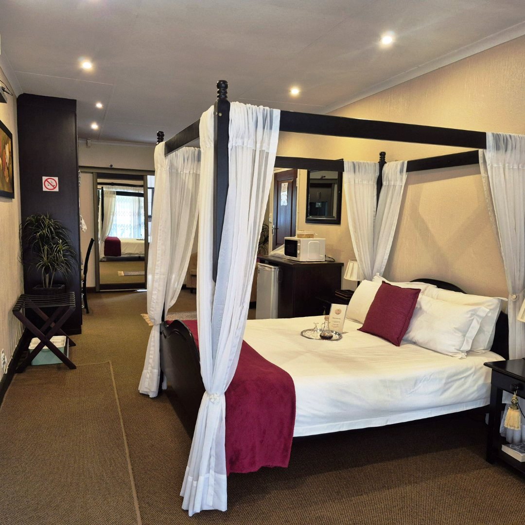 Ten bedroom guest house for sale in Wonderboom