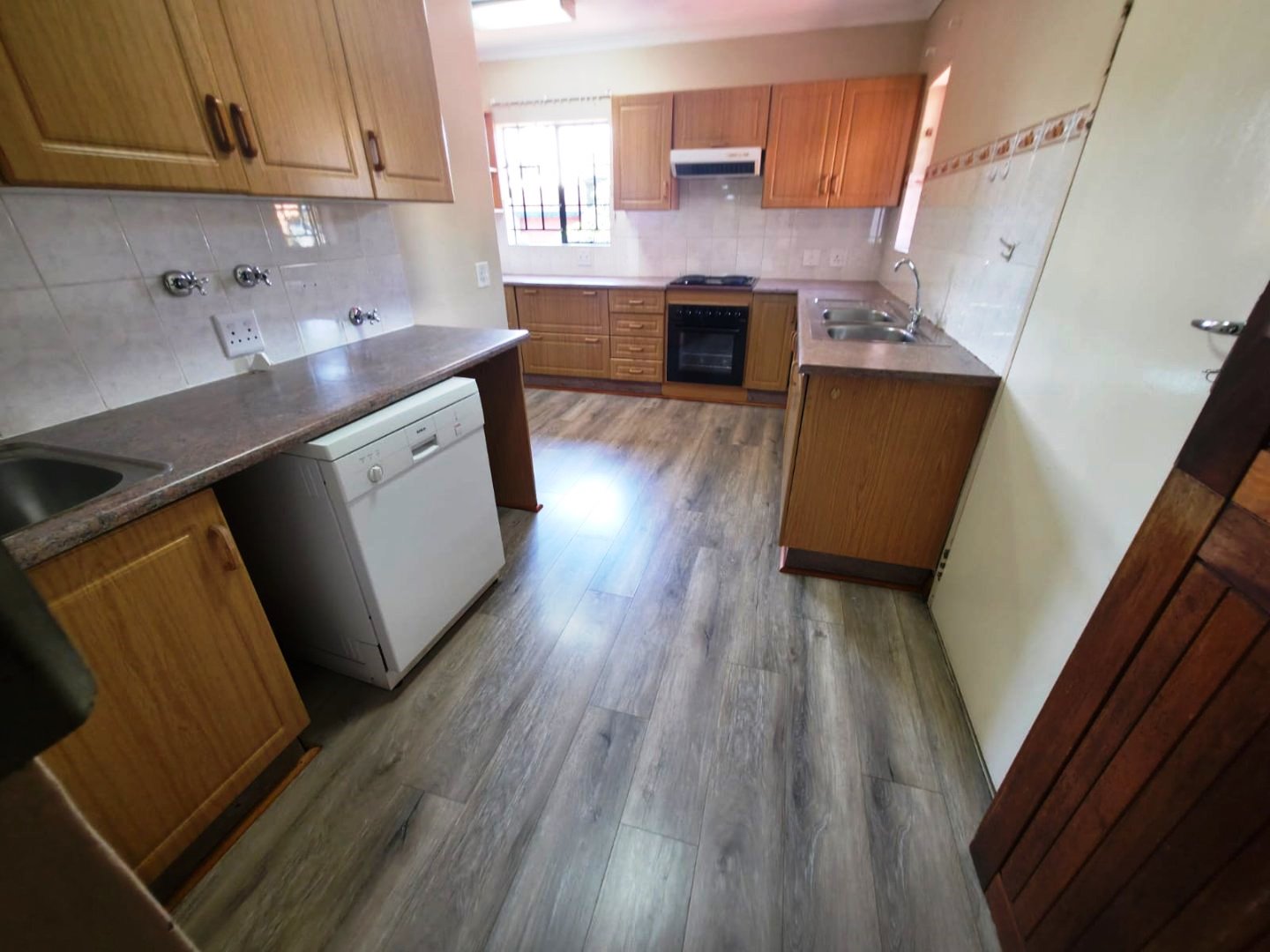 Beautiful three bedroom for sale in Magalieskruin