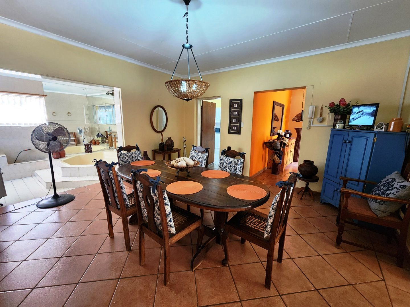 Spacious four bedroom for sale in Dorandia