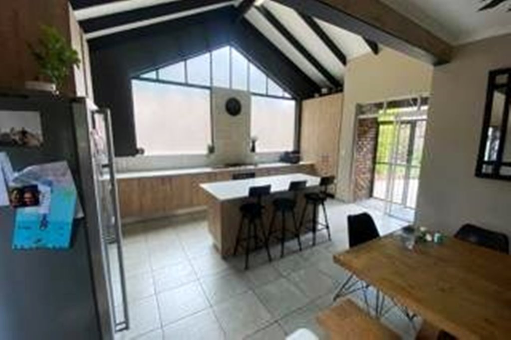 Neat four bedroom for sale in Magalieskruin