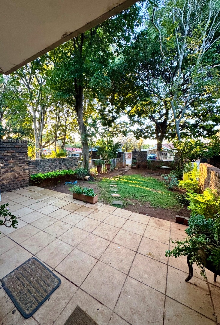 Very large three bedroom for sale in Wonderoom