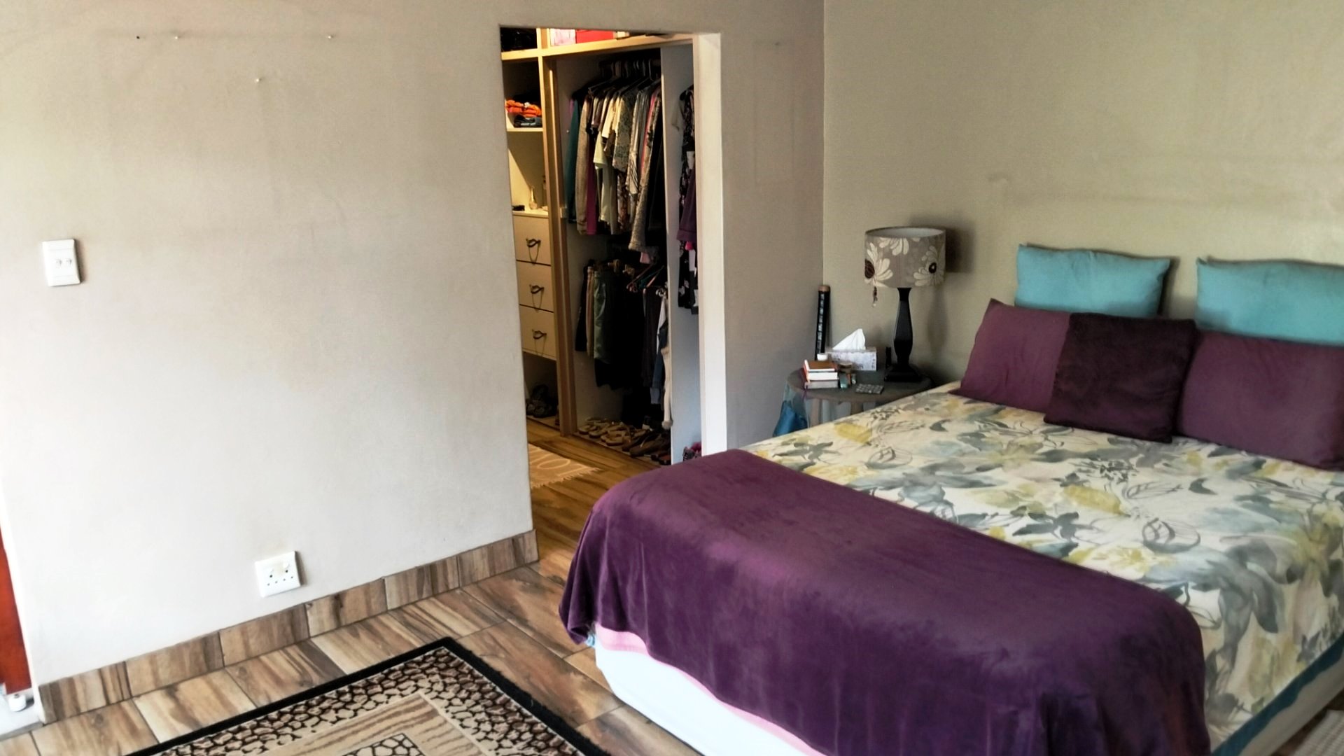 Three bedroom with flatlet for sale in Tileba