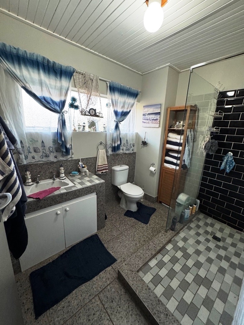 Very large three bedroom for sale in Wonderoom