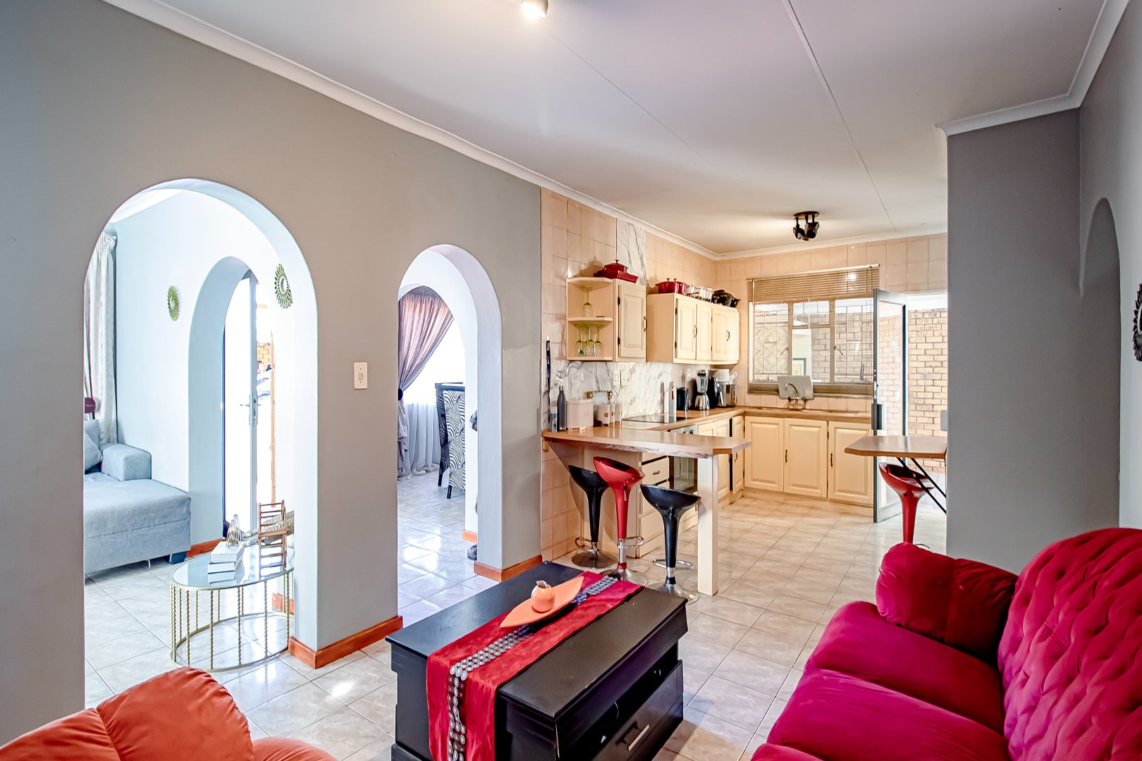 Large four bedroom house for sale in Sinoville