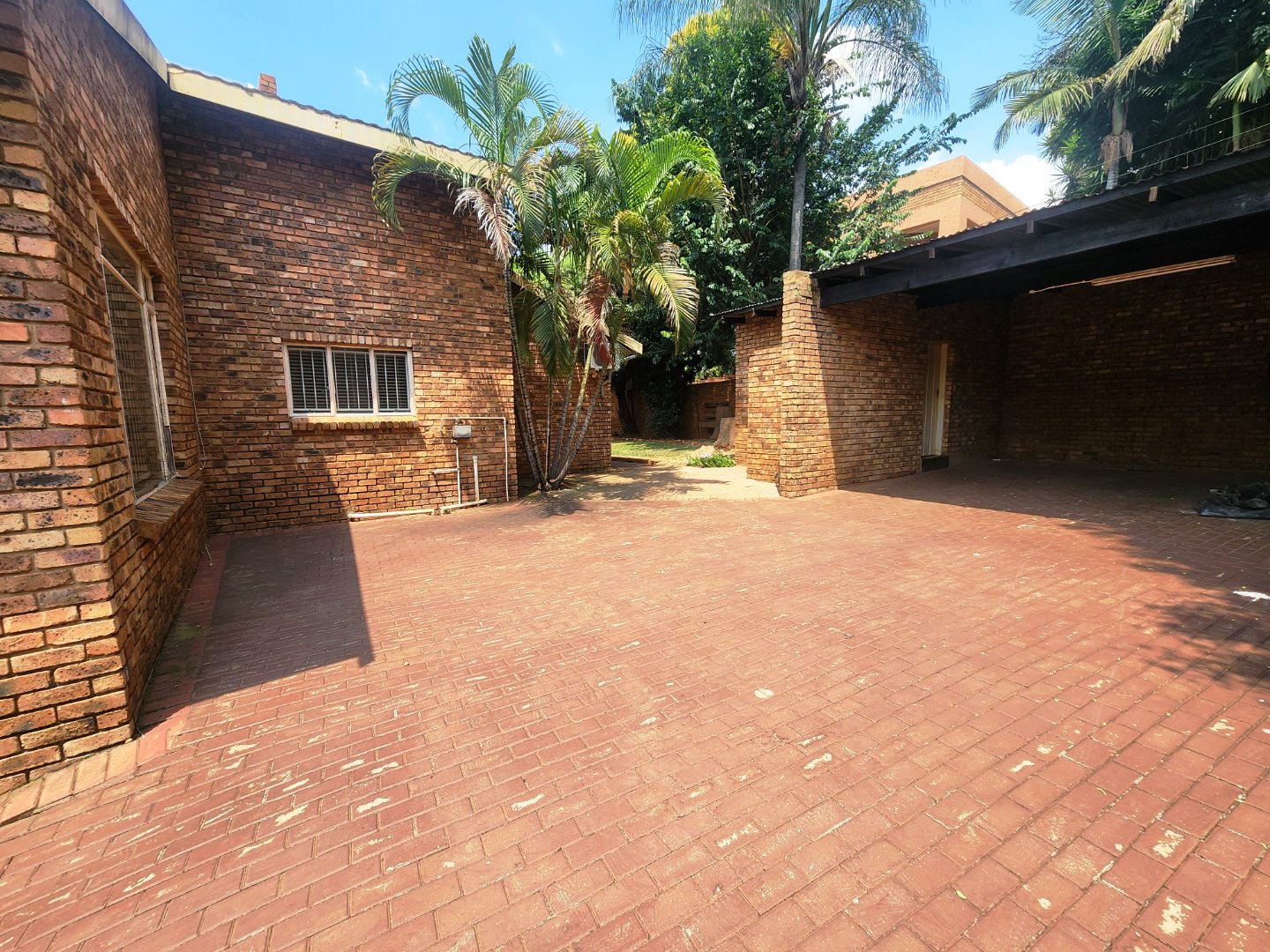 Lovely four bedroom for sale in Montana Park