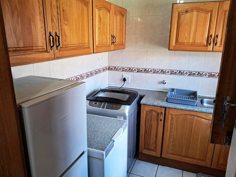 Lovely three bedroom for sale in Montana Park