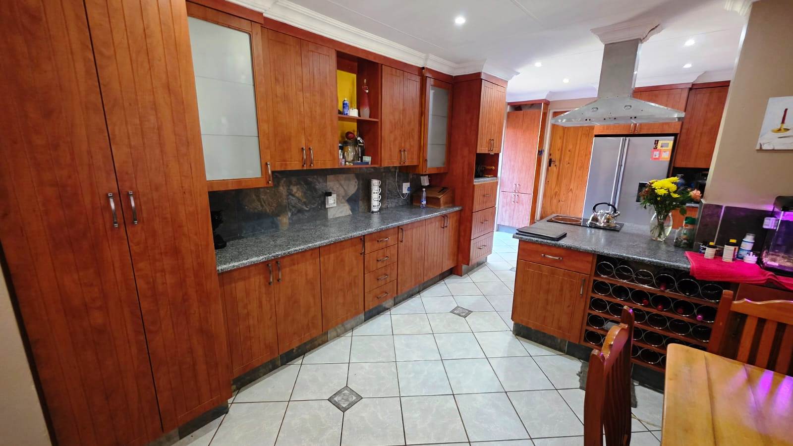 Three bedroom house for sale in Doornpoort