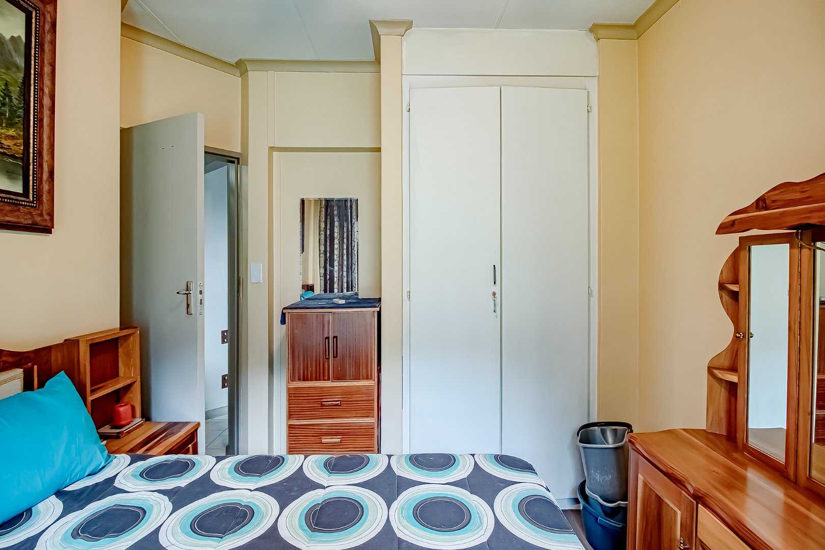 Three bedroom house for sale in Doornpoort