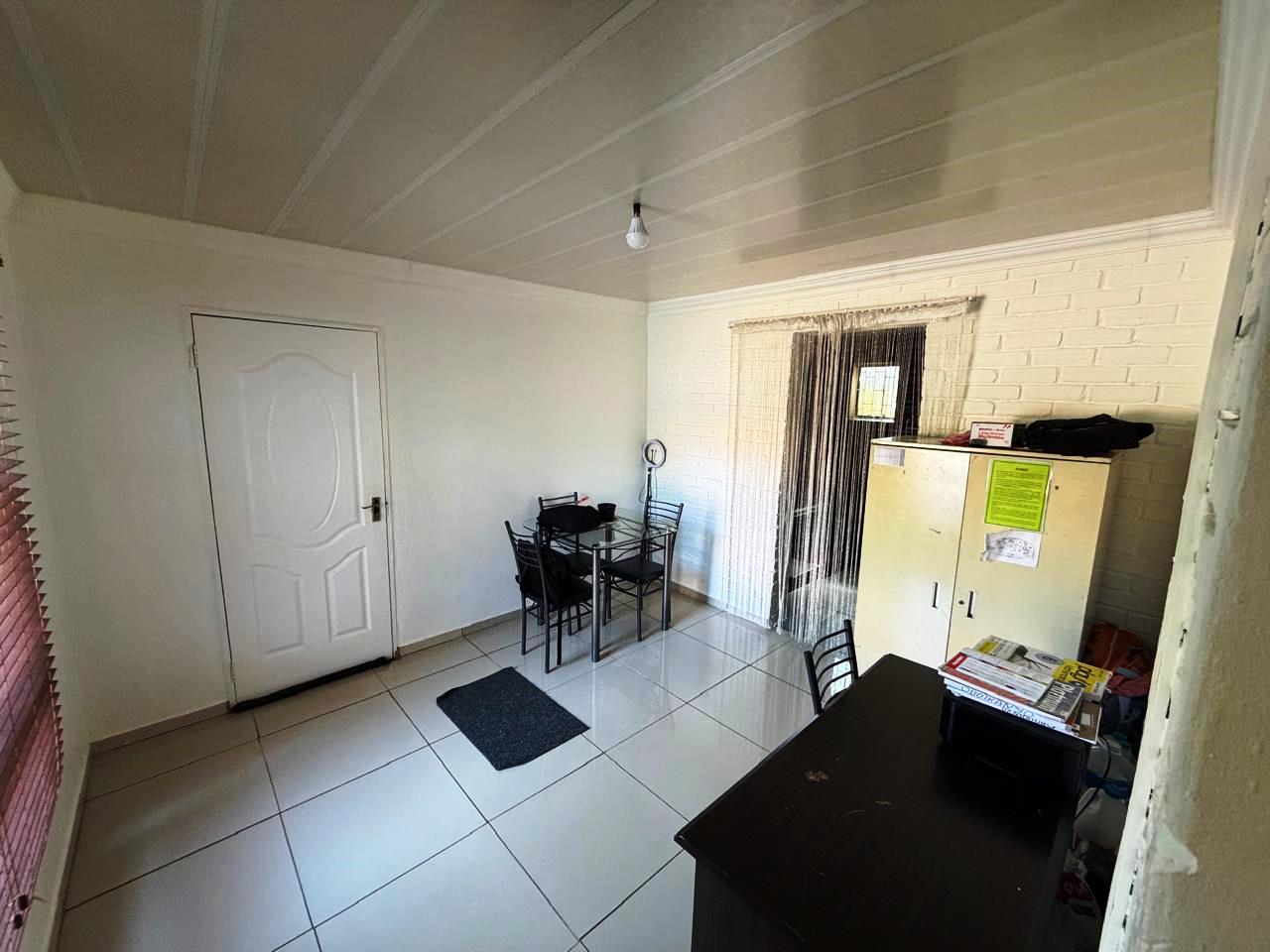 Beautiful four bedroom for sale in Theresapark