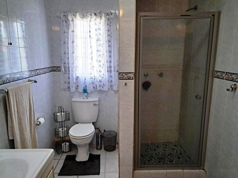 Lovely three bedroom for sale in Montana Park