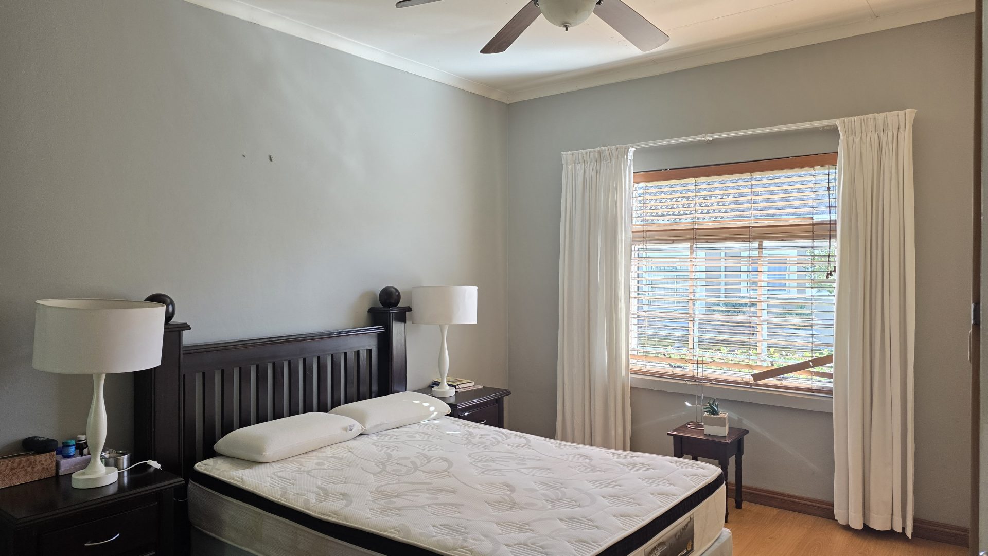 Over 50s three bedroom for sale in Sinoville