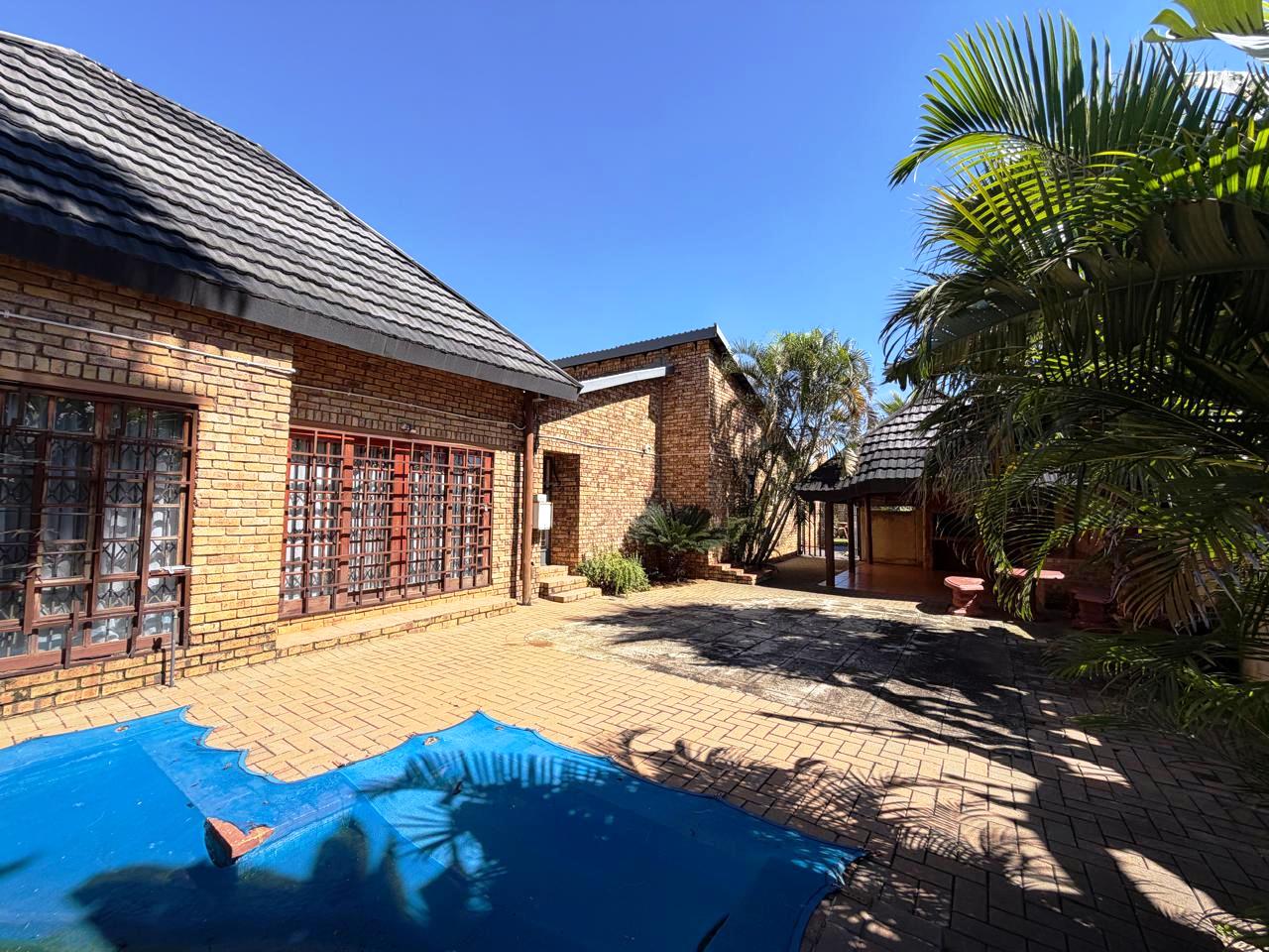 Beautiful four bedroom for sale in Theresapark