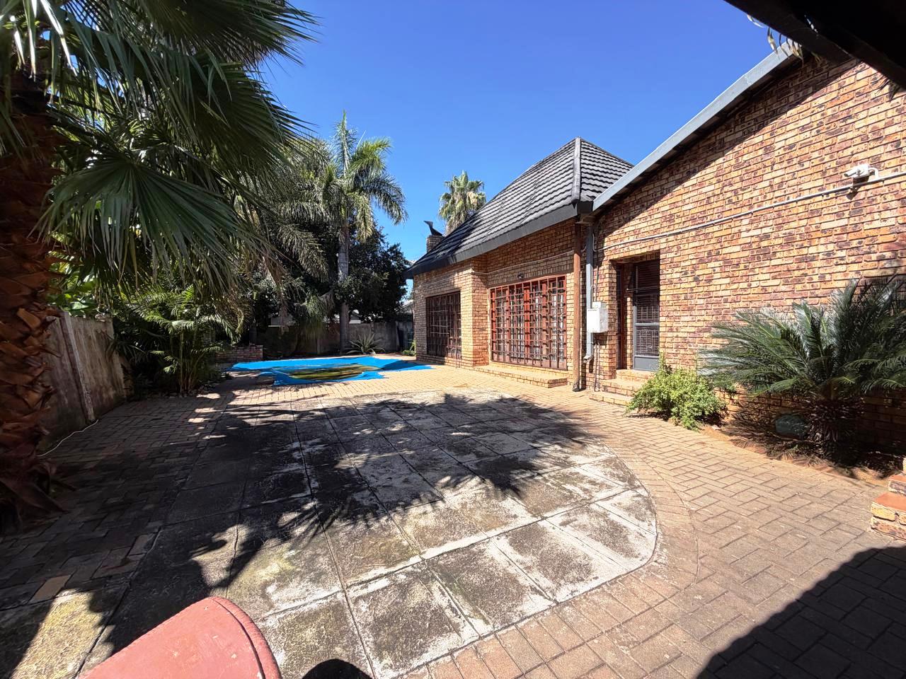 Beautiful four bedroom for sale in Theresapark