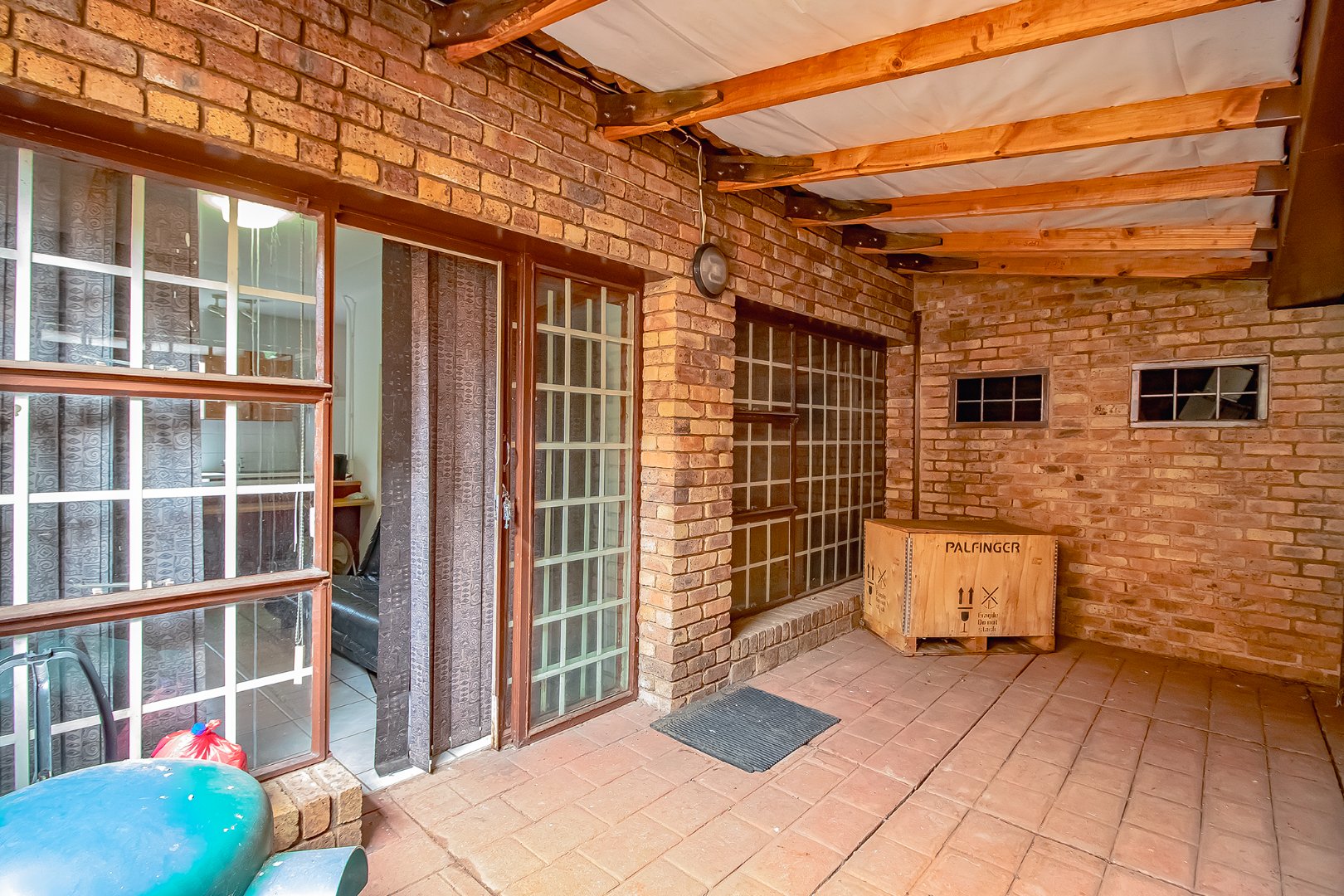 Three bedroom house for sale in Doornpoort