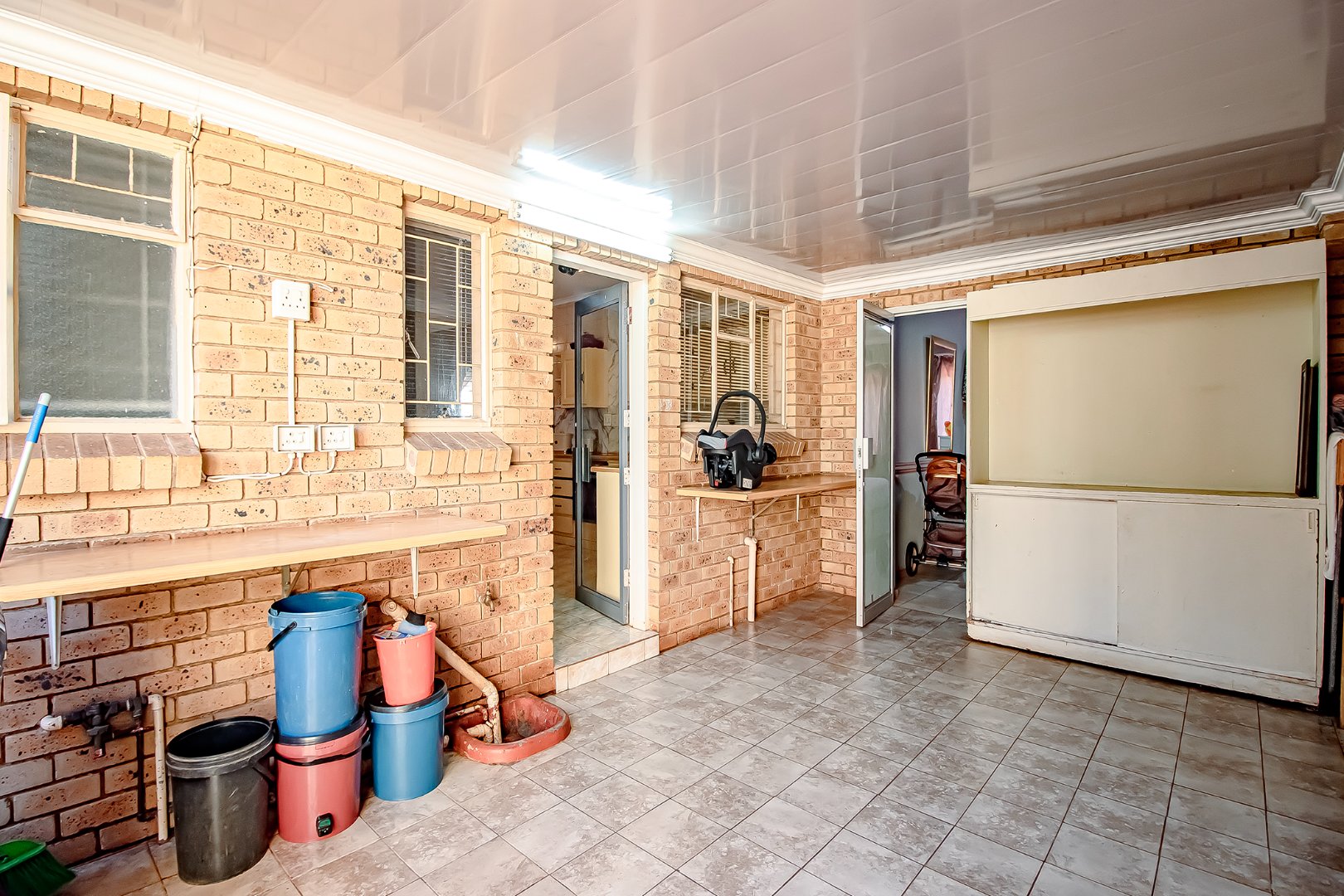 Large four bedroom house for sale in Sinoville