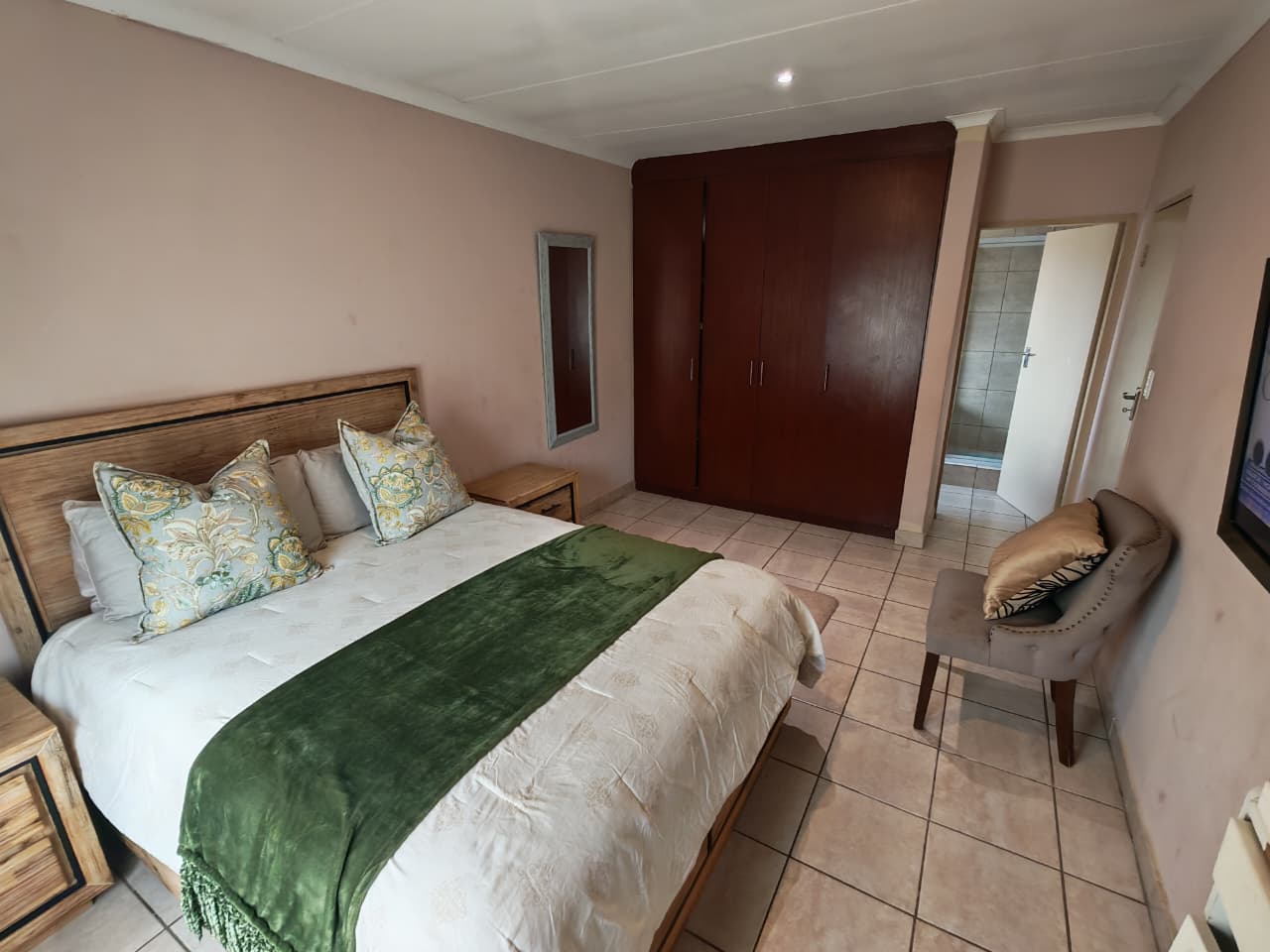 Four bedroom townhouse for sale in Annlin