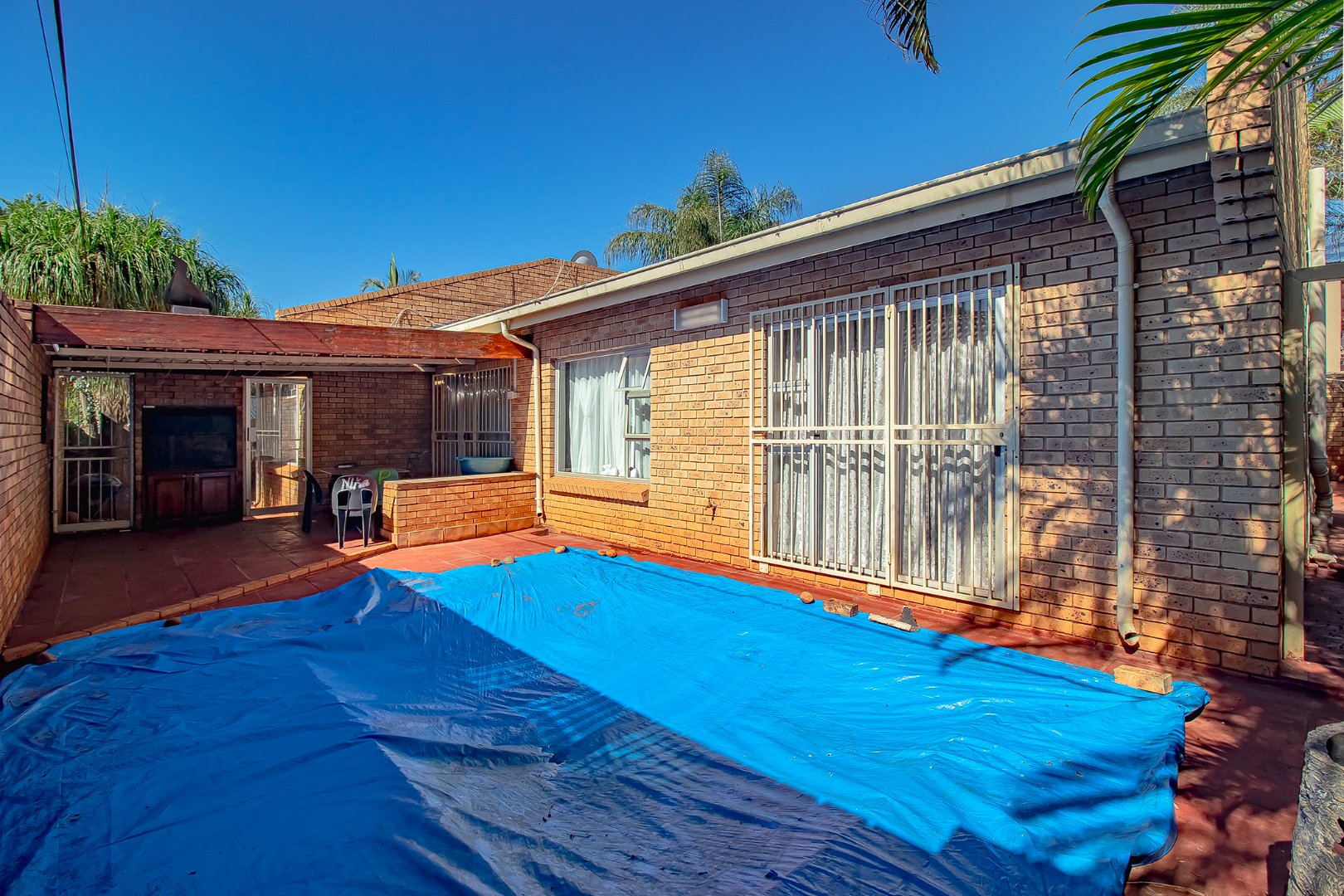 Large four bedroom house for sale in Sinoville